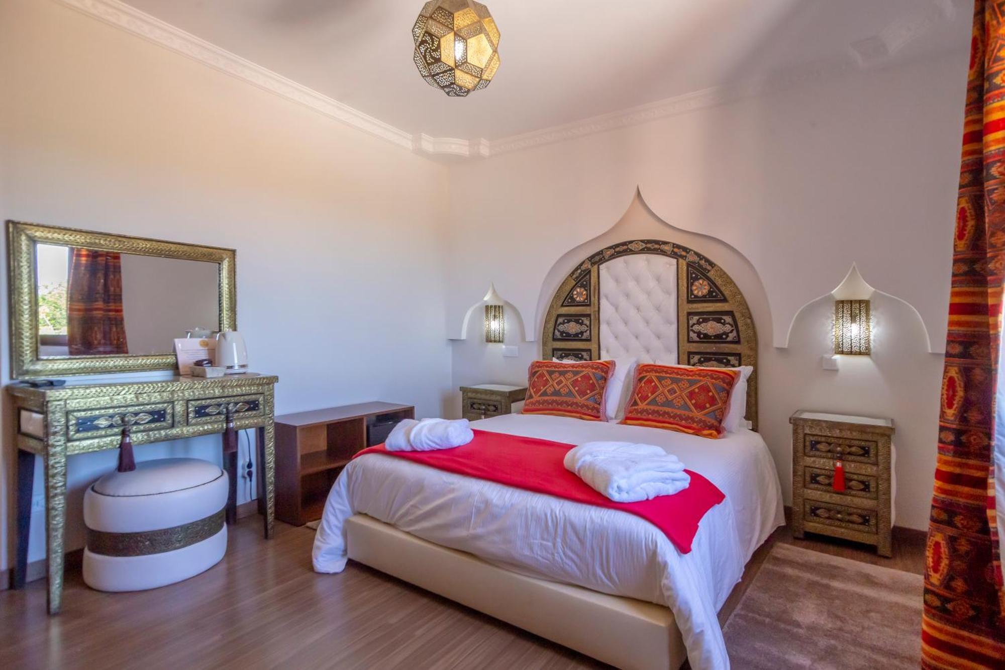 Al Karob Yoga Boutique Hotel Guia  Esterno foto